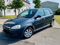 Grau Gebraucht 2005 Opel Corsa Kleinwagen | 1.499 €