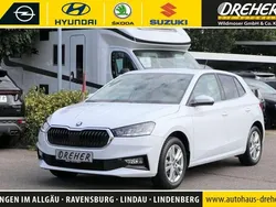 Moonweiss metallic Gebraucht 2024 Skoda Fabia Selection Kleinwagen | 19.980 € (Fairer Preis)