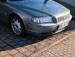 Grau Gebraucht 2002 Volvo S80 Limousine | 450 € (Guter Preis)