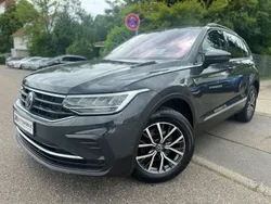 Grau Gebraucht 2021 VW Tiguan Life SUV | 23.899 € (Guter Preis)