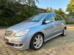 Blau Gebraucht 2006 Mercedes B170 Van / Kleinbus | 4.499 € (Fairer Preis)