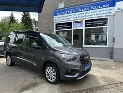 Grau Gebraucht 2020 Opel Combo Life Innovation Van / Kleinbus | 18.490 € (Guter Preis)