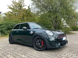 Grün Gebraucht 2018 Mini John Cooper Works Kleinwagen | 24.250 € (Fairer Preis)