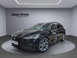 Schwarz Gebraucht 2023 Ford Focus ST-Line X Kombi | 28.300 € (Teuer)