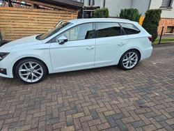 Weiß Gebraucht 2016 Seat Leon ST Style Kombi | 11.500 € (Guter Preis)