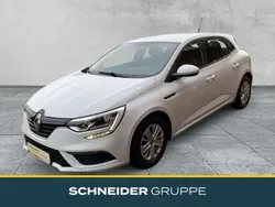 Weiß Gebraucht 2019 Renault Mégane IV Limousine | 11.290 € (Fairer Preis)