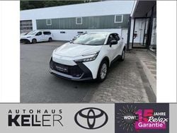 Schneeweiß Neu 2025 Toyota C-HR Business Edition SUV | 32.690 € (Fairer Preis)