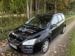 Silber Gebraucht 2005 Ford Focus Kombi | 299 € (Superpreis)