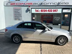 Silber Gebraucht 2009 Mercedes C200 Limousine | 8.900 € (Fairer Preis)