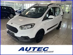 Weiss Gebraucht 2019 Ford Transit Kombi | 11.985 € (Superpreis)
