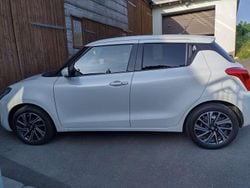 Weiß Gebraucht 2024 Suzuki Swift Comfort+ Kleinwagen | 16.500 € (Fairer Preis)