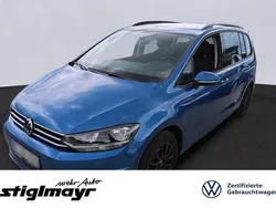 Blau Gebraucht 2021 VW Touran Comfortline Van / Kleinbus | 27.280 € (Fairer Preis)