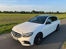 Weiß Gebraucht 2019 Mercedes E220 AMG Kombi | 20.490 € (Fairer Preis)