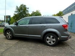 Grau Gebraucht 2011 Fiat Freemont Urban SUV | 2.999 € (Guter Preis)