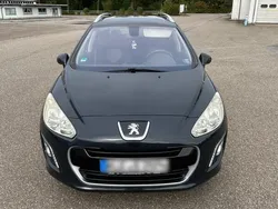 Schwarz Gebraucht 2012 Peugeot 308 Kombi | 3.000 € (Fairer Preis)