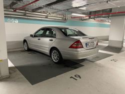Silber Gebraucht 2004 Mercedes C200 Classic Limousine | 2.600 € (Fairer Preis)