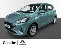 Mangrove green / mic Gebraucht 2025 Hyundai i10 Select Kleinwagen | 17.490 € (Fairer Preis)
