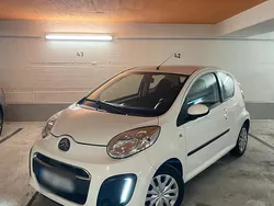 Weiß Gebraucht 2014 Peugeot 107 Kleinwagen | 4.000 € (Teuer)