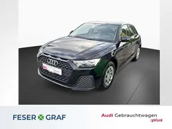 Mythosschwarz metallic Gebraucht 2025 Audi A1 Sportback Kleinwagen | 21.480 € (Guter Preis)