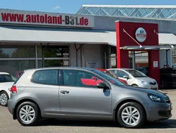 Grau Gebraucht 2010 VW Golf VI Trendline Limousine | 8.989 € (Etwas zu teuer)