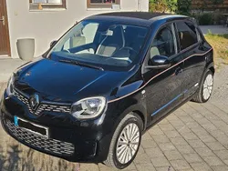 Schwarz Gebraucht 2021 Renault Twingo Vibes Kleinwagen | 10.300 € (Superpreis)