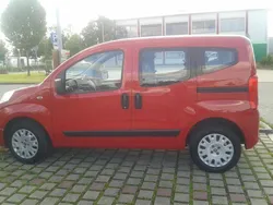 Rot Gebraucht 2009 Fiat Qubo Trekking Van / Kleinbus | 5.750 € (Teuer)