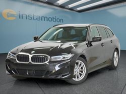 Schwarz Gebraucht 2024 BMW 320 Kombi | 37.749 € (Fairer Preis)