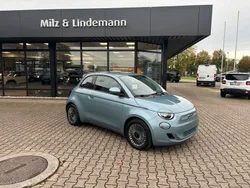 Blau Gebraucht 2021 Fiat 500e Action Kleinwagen | 15.400 € (Teuer)