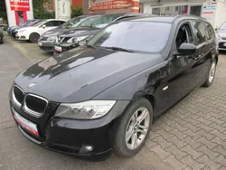 Schwarz ii Gebraucht 2011 BMW 318 Kombi | 4.450 € (Fairer Preis)