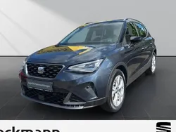 Grau Gebraucht 2023 Seat Arona FR SUV | 22.990 € (Fairer Preis)