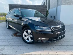 Schwarz Gebraucht 2017 Skoda Superb Style Kombi | 16.999 € (Fairer Preis)