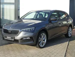 Graphite grau metallic Gebraucht 2023 Skoda Scala Tour Kleinwagen | 24.990 € (Teuer)