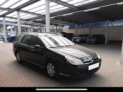 Schwarz Gebraucht 2006 Citroën C5 Kombi | 1.500 €