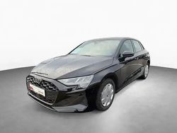 Brillantschwarz Gebraucht 2025 Audi A3 Ambiente Limousine | 32.890 € (Superpreis)