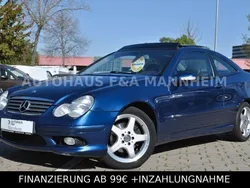 Blau Gebraucht 2001 Mercedes C230 AMG Coupé | 9.490 €