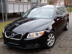 Schwarz Gebraucht 2013 Volvo V70 Kombi | 5.840 € (Fairer Preis)