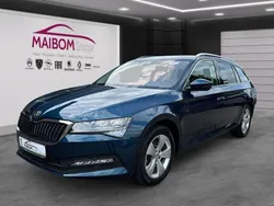 Lavablau metallic Gebraucht 2022 Skoda Superb Ambition Kombi | 27.490 € (Fairer Preis)
