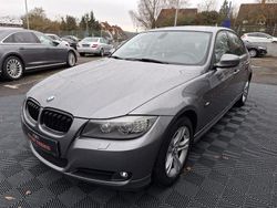 Grau Gebraucht 2011 BMW 320 Comfort Edition Limousine | 5.990 € (Fairer Preis)