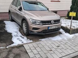 Gelb Gebraucht 2018 VW Tiguan Sound SUV | 17.499 € (Superpreis)