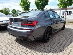 Mineralgrau metallic mineralgrau metallic Gebraucht 2021 BMW 330 M Sport Limousine | 42.470 € (Etwas zu teuer)