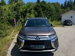 Braun Gebraucht 2018 Mitsubishi Outlander Edition SUV | 18.500 € (Fairer Preis)