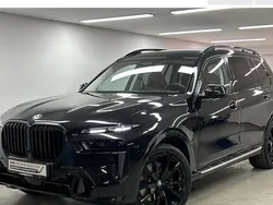 Saphirschwarz Gebraucht 2024 BMW X7 M Sport SUV | 102.450 €