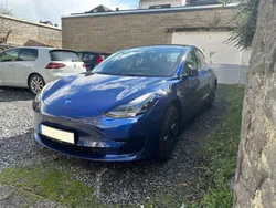 Blau Gebraucht 2022 Tesla Model 3 Limousine | 28.470 € (Fairer Preis)