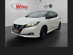 Pearl white/black m Gebraucht 2022 Nissan Leaf N-Connecta Kleinwagen | 13.950 € (Fairer Preis)