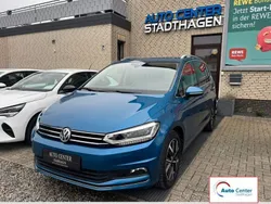 Blau Gebraucht 2019 VW Touran Highline Van / Kleinbus | 21.990 € (Guter Preis)