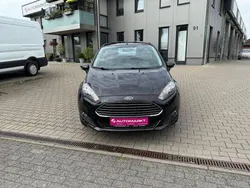 Schwarz Gebraucht 2014 Ford Fiesta Trend Kleinwagen | 6.490 € (Fairer Preis)