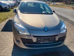 Beige Gebraucht 2010 Renault Mégane III Dynamique Limousine | 4.800 € (Fairer Preis)