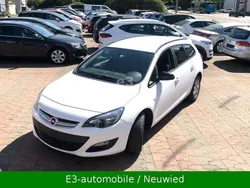 Weiß Gebraucht 2015 Opel Astra Kombi | 8.390 € (Fairer Preis)