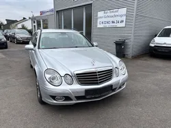 Silber Gebraucht 2008 Mercedes E320 Elegance Limousine | 2.599 €