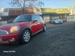 Rot Gebraucht 2008 Mini ONE Kleinwagen | 3.750 € (Fairer Preis)